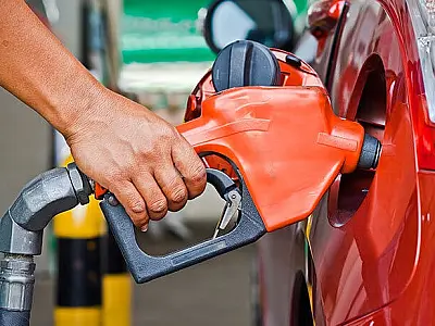 Posto é interditado em Jacareí após Procon-SP identificar combustível adulterado