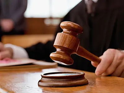 Tribunal do Júri condena homem a 43 anos por feminicídio em Taubaté