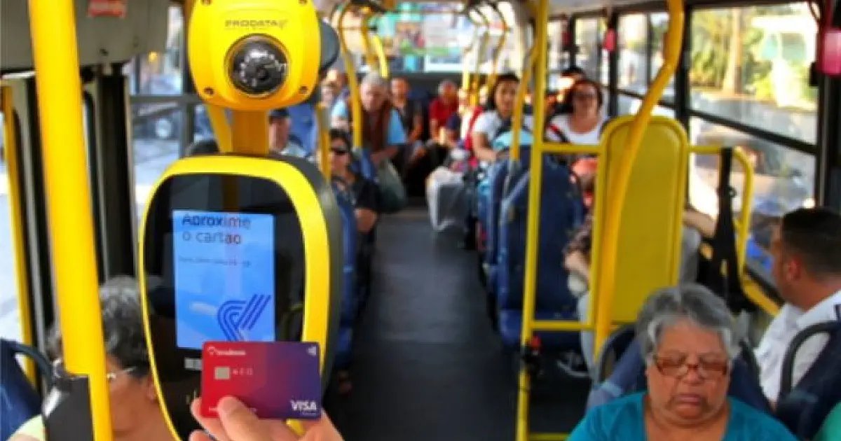 Jacareí adota pagamento por aproximação nos ônibus; tarifa continua R$ 4,20