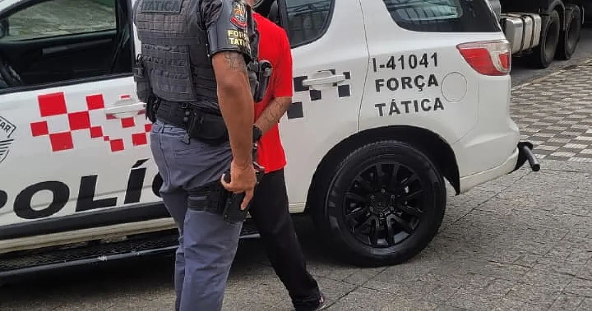 Homem é preso suspeito de envolvimento em roubos a um estabelecimento comercial em Jacareí