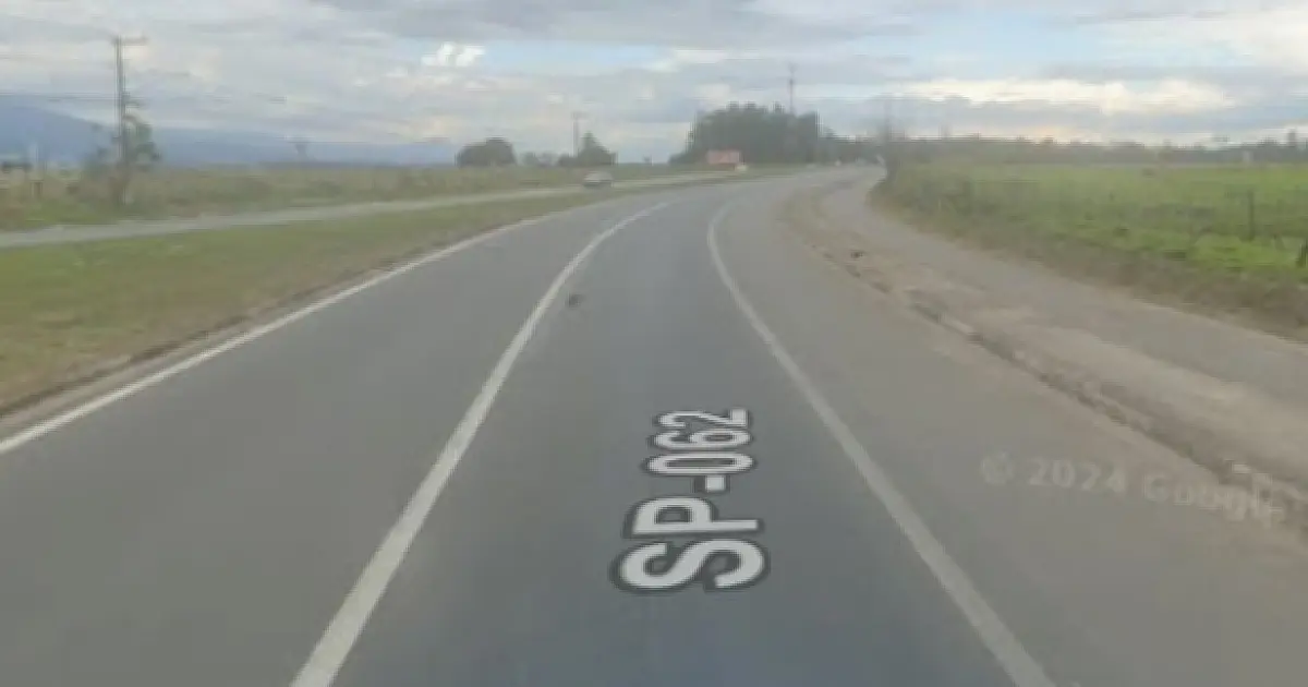 Motociclista morre e motorista de caminhonete foge após acidente na SP - 062 em Aparecida