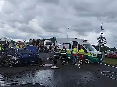 Capotamento de veículo na Rodovia Carvalho Pinto mata motorista e deixa passageira ferida em Jacareí