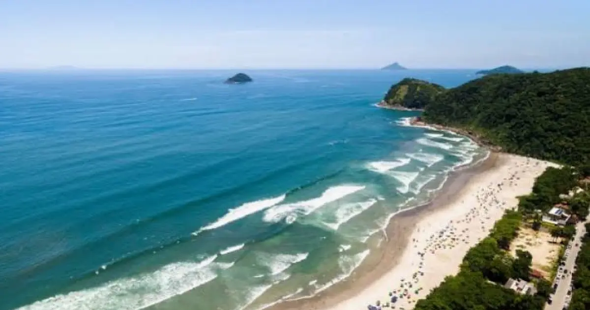 Bombeiros do GBMar segue com buscas por menor desaparecido na praia de Juquehy em São Sebastião