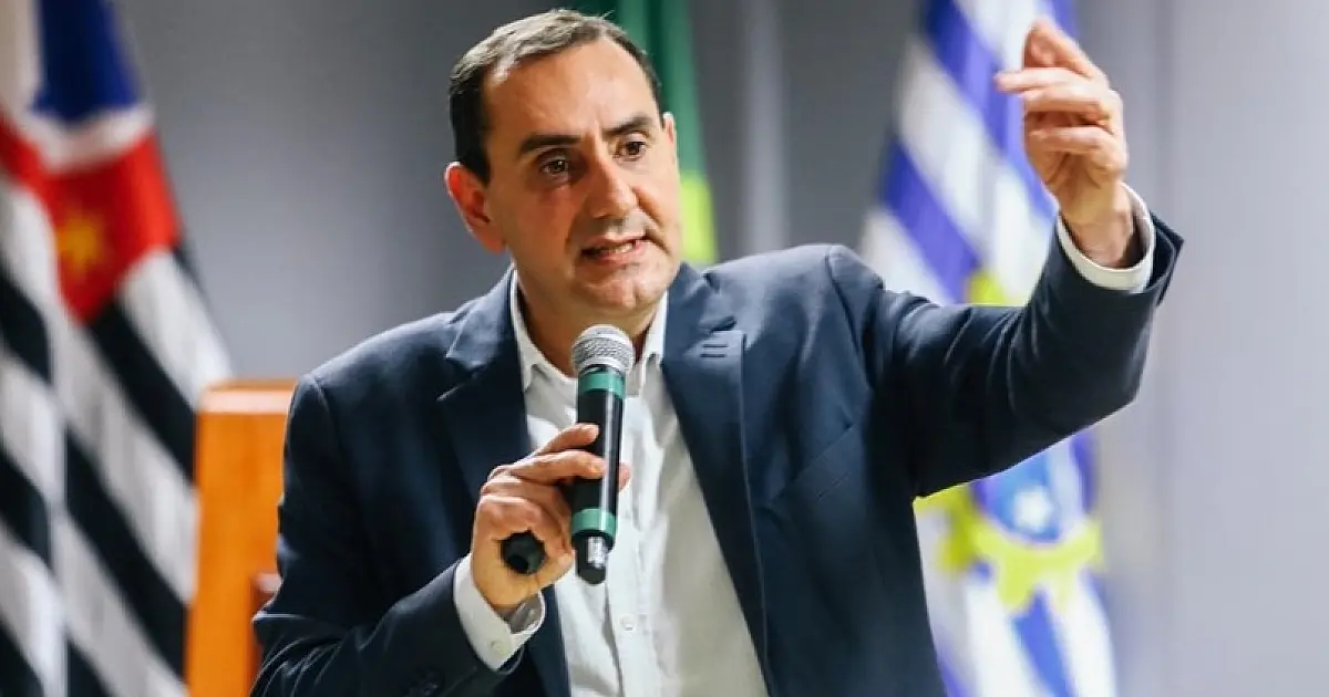 Presidente do PL Mulher protocola pedido de investigação oficial ao Prefeito de São José