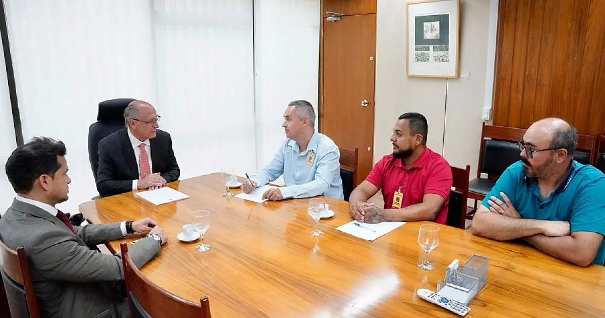 Reunião com Alckmin discute retomada das operações da Avibras em Jacareí