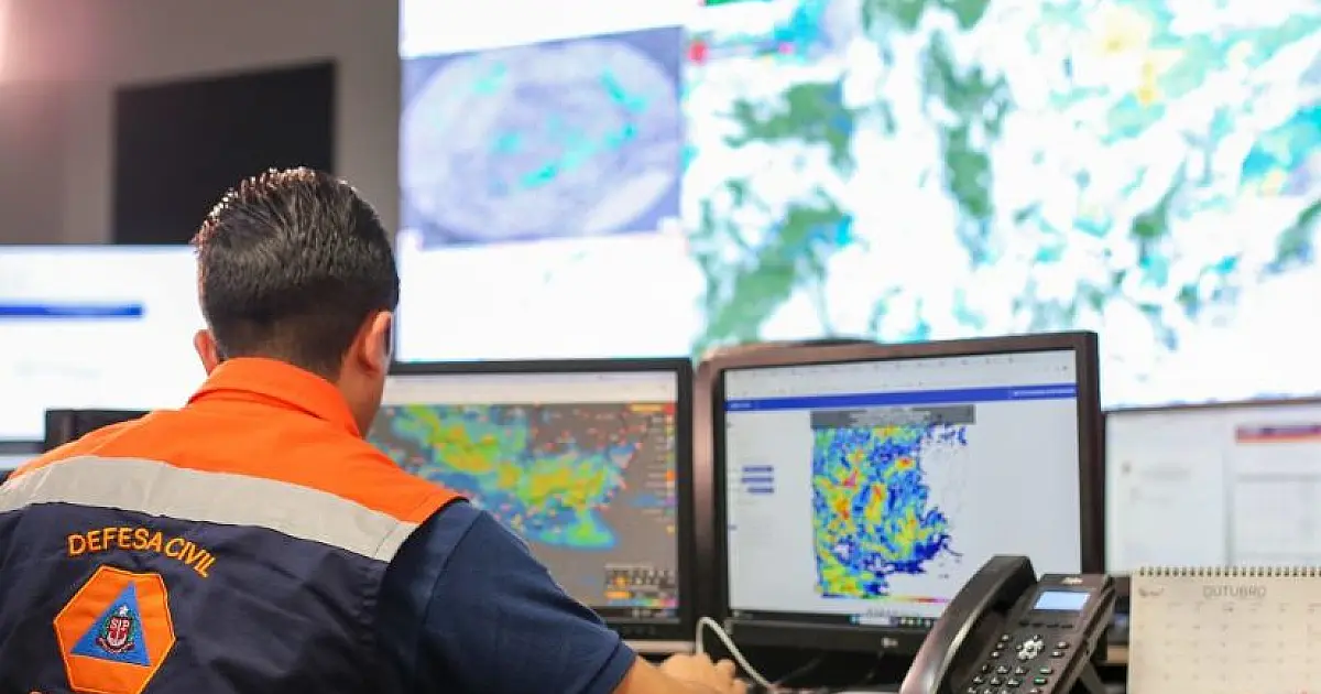 Ciclone extratropical ameaça RMVale com ventos de até 90 km/h, alerta Defesa Civil