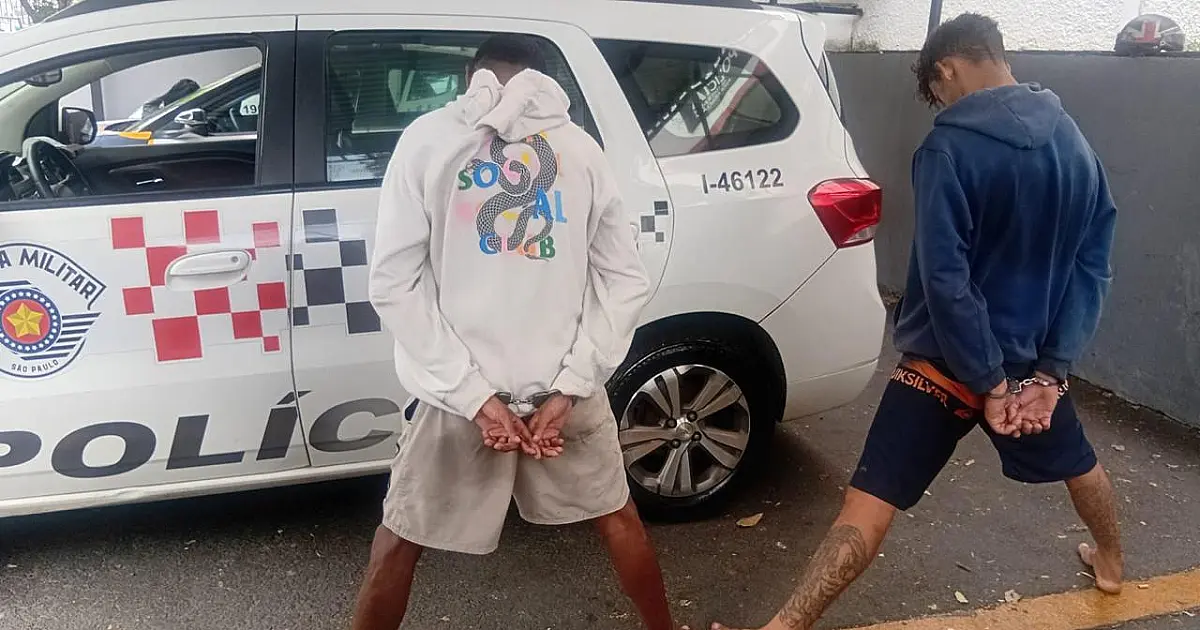 PM Libera Refém e Prende Suspeitos Após Roubo de Carro em São José