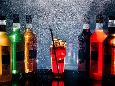“Operação Metanol” investiga falsificação de bebidas alcoólicas em Taubaté