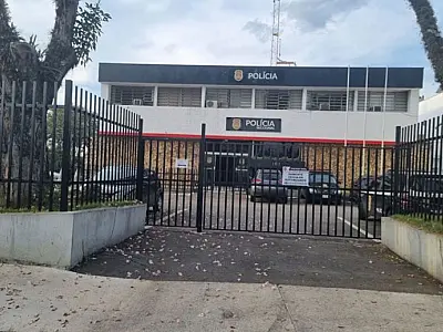 Homem procurado por estupro é preso após coincidência de nomes com o pai em Jacareí
