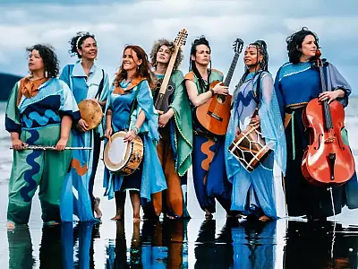 Sianinhas tem show em Areias para pré-lançamento do álbum Marear