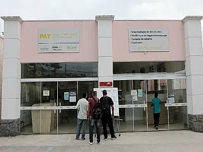 Jacareí oferece 50 oportunidades no PAT para Auxiliar de Desenvolvimento Infantil