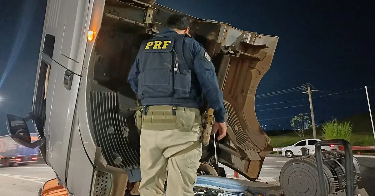 Em menos de 24 horas PRF registra duas ocorrências distintas na Via Dutra em Jacareí