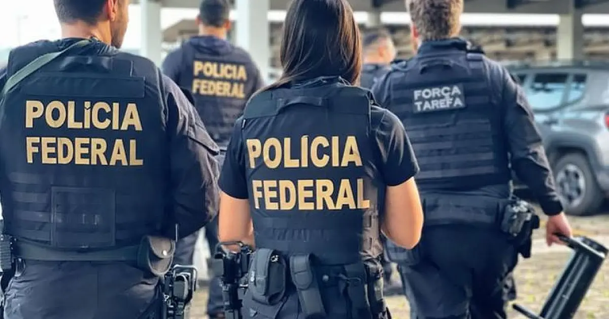 Operação da Polícia Federal investiga crimes virtuais contra crianças e adolescentes em São José