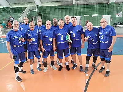 Projeto Geração Atleta +60 em Taubaté se destaca em torneio regional com título masculino e vice feminino