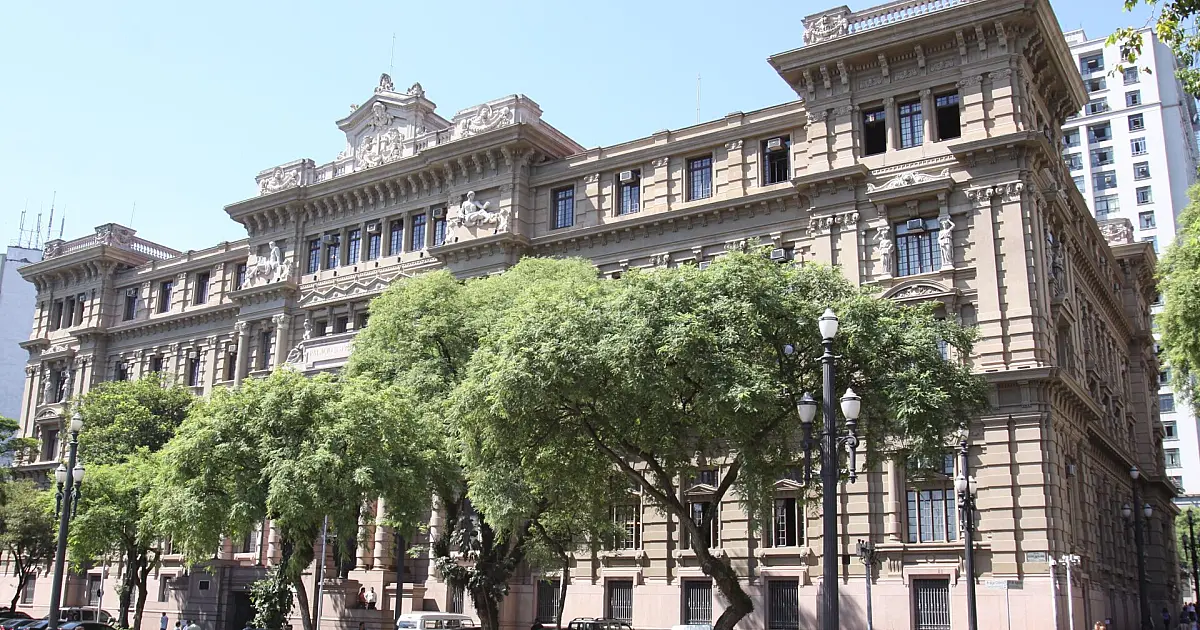 Réu por acidente que matou jovem de 20 anos na Dutra em São José passa a responder em liberdade