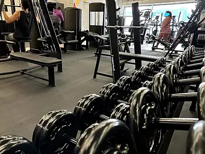 Relato de constrangimento em academia de São José viraliza nas redes sociais