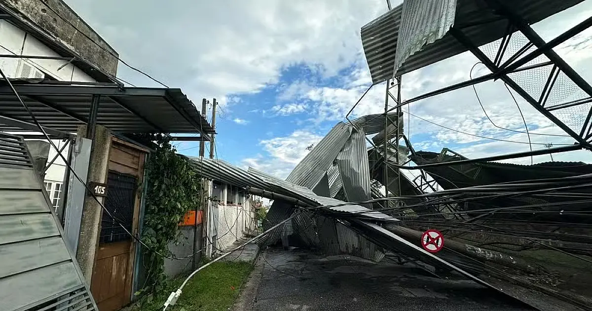 Chuva intensa e rajadas de vento provocam danos em vários bairros em Taubaté