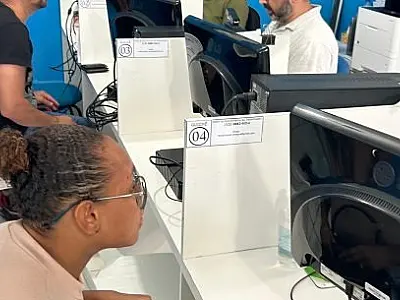 PAT de Caraguá oferece 313 vagas de emprego e mantém atendimento durante toda a semana