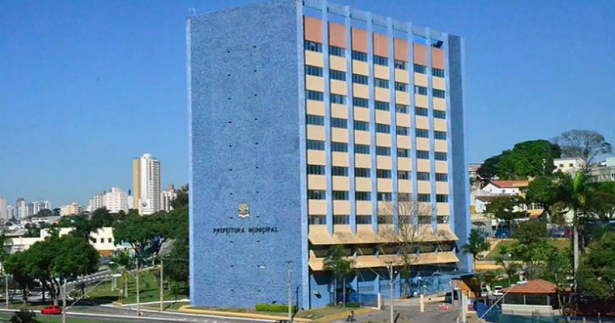 Empréstimo de R$ 225 milhões é autorizado em São José e levanta questionamentos sobre impacto fiscal