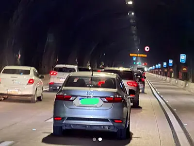 Tunel da Rodovia dos Tamoios.