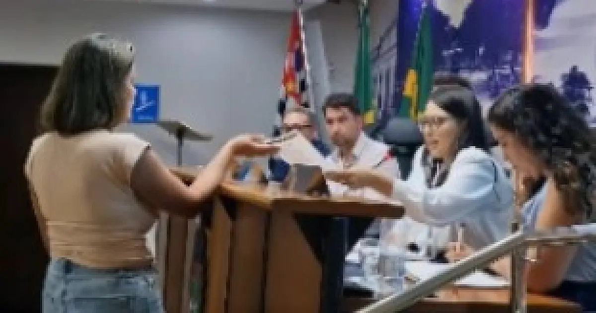 “Isso é para ontem”: fala de vereadora em sessão da Câmara viraliza em Caçapava