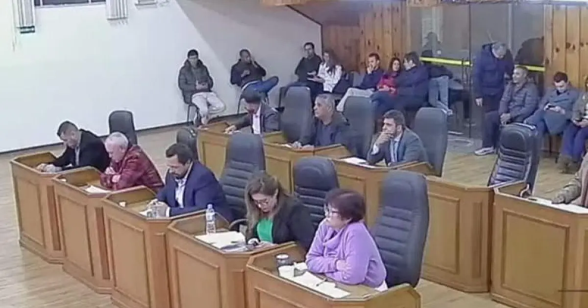 Com ampla maioria, Governo Municipal aprova taxa ambiental na Câmara, em Campos do Jordão