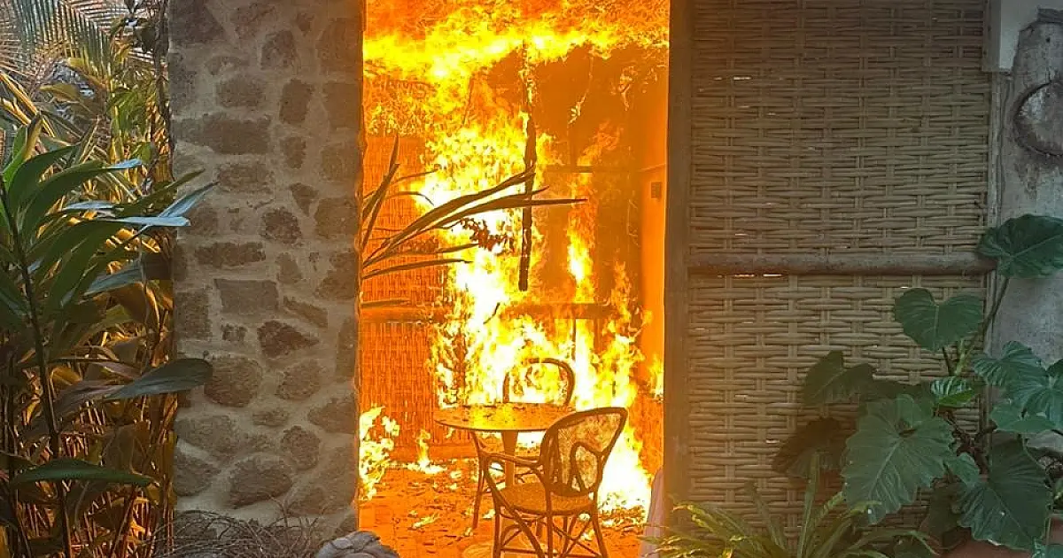 Hotel é atingido por incêndio de grandes proporções em Ilhabela