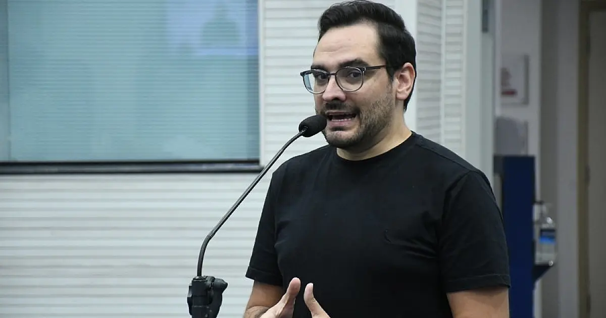 Vereador do PL de São José dos Campos enfrenta decisão judicial por vincular PT a organizações criminosas