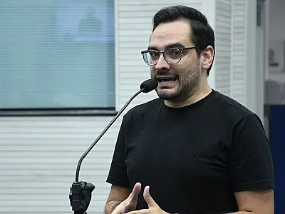 Vereador do PL de São José dos Campos enfrenta decisão judicial por vincular PT a organizações criminosas