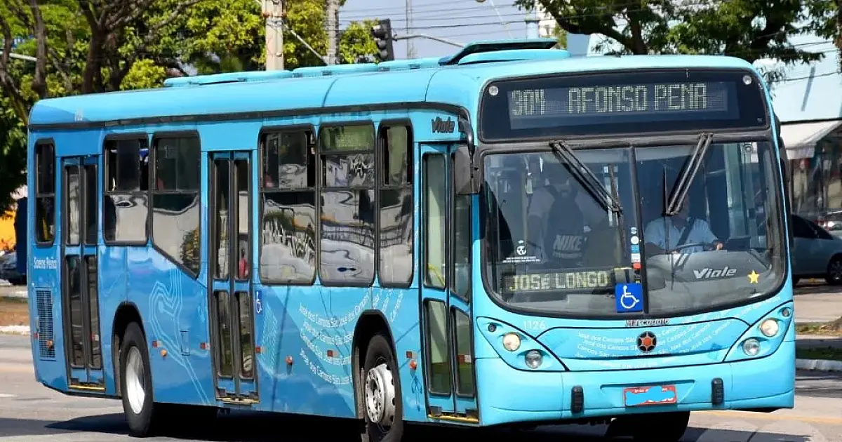 Greve de funcionários do transporte público chega ao fim e ônibus voltam a circular em São José