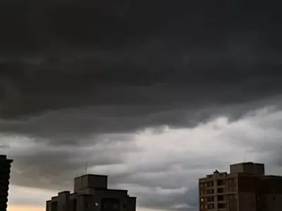 Temporais e risco de deslizamentos colocam RMVale em estado de atenção, alerta Defesa Civil