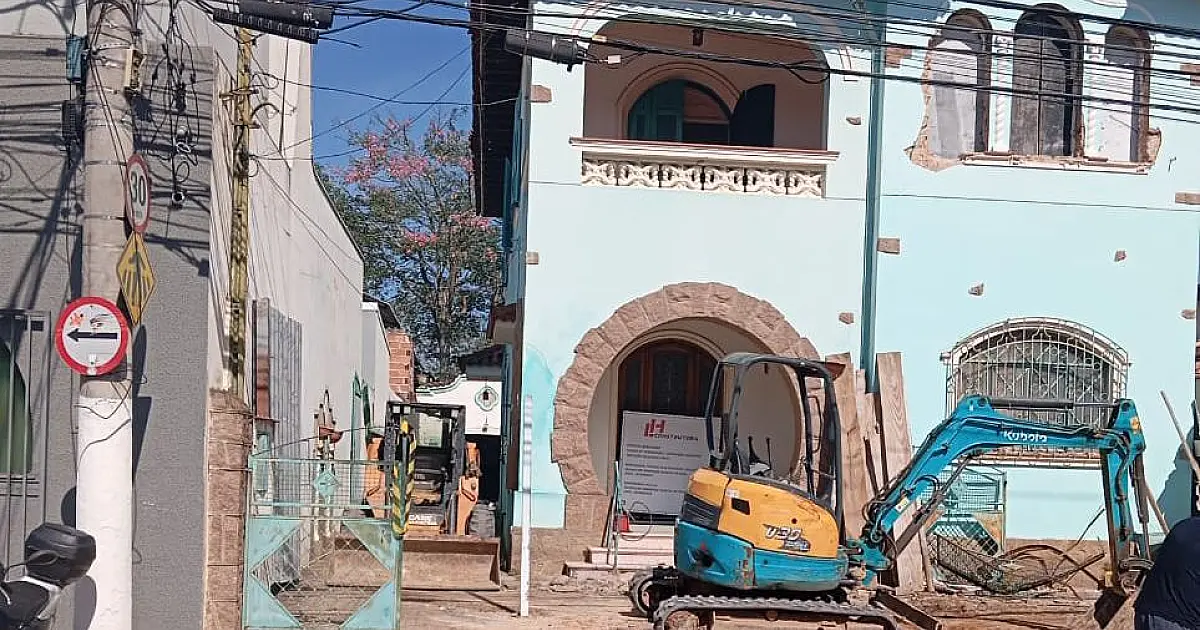 Munícipe fala sobre riscos estruturais relacionados à demolição de casarão no centro de Caçapava