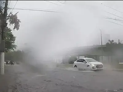 Chuva intensa e rajadas de vento de até 100 km/h: regiões da RMVale estão em alerta