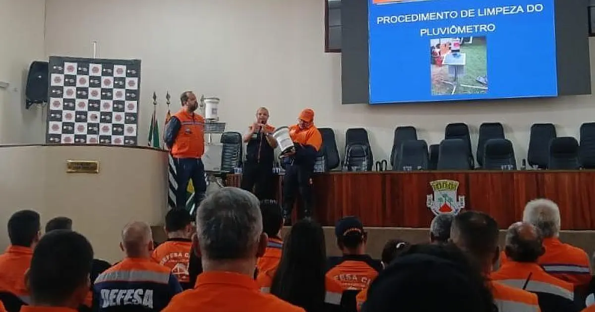 Defesa Civil de Taubaté recebe kit de equipamentos para o período de chuvas