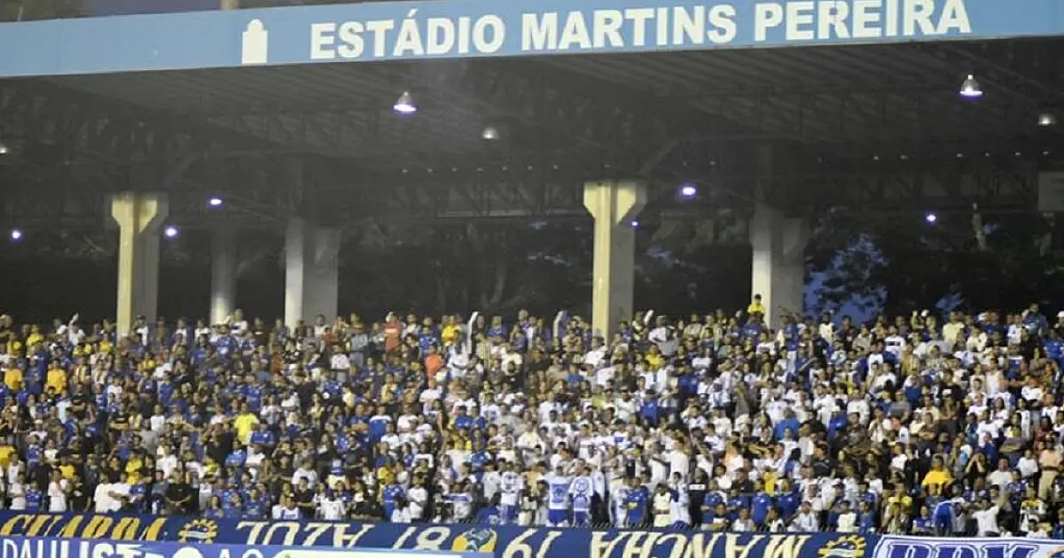 São José promove ação pelo Dia da Mulher com entrada gratuita para torcedoras no jogo contra o Sertãozinho no Martins Pereira