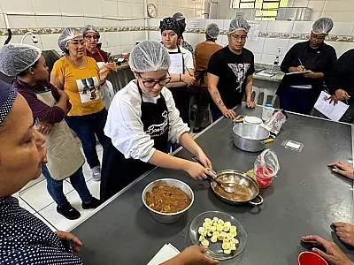 Prefeitura de Jacareí e ‘Qualifica SP’ encerram curso de Culinária Básica