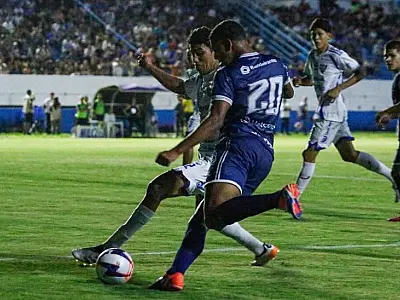 Equipe de futebol que venceu o Taubaté na Copinha sofre grave acidente no Tocantins