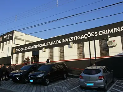 Polícia Civil prende nove suspeitos em operação contra tráfico de drogas e armas na região