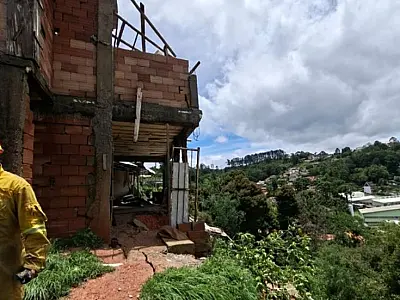Deslizamento de terra mata homem de 51 anos em Campos do Jordão