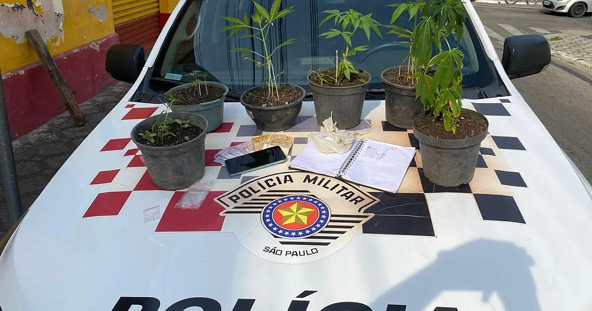 Polícia prende casal por tráfico após denúncia em Caçapava