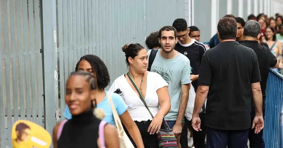 RMVale reúne milhares de estudantes no segundo dia do Enem