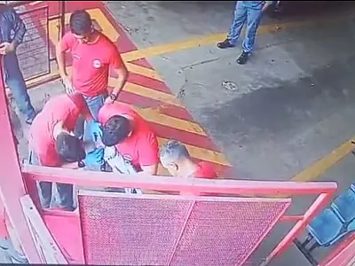 Bebê de 57 dias é salvo por bombeiros em Taubaté