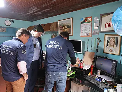 Governo de SP suspende inscrições estaduais de sete estabelecimentos por venda irregular de bebidas