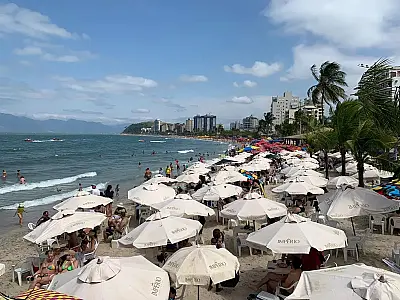 Verão no Litoral Paulista deve receber quase 10 milhões de pessoas até março de 2026, aponta CIET