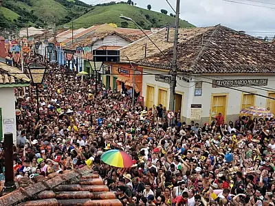 São Luiz do Paraitinga terá cobrança de taxas para veículos durante a festa de carnaval 2026