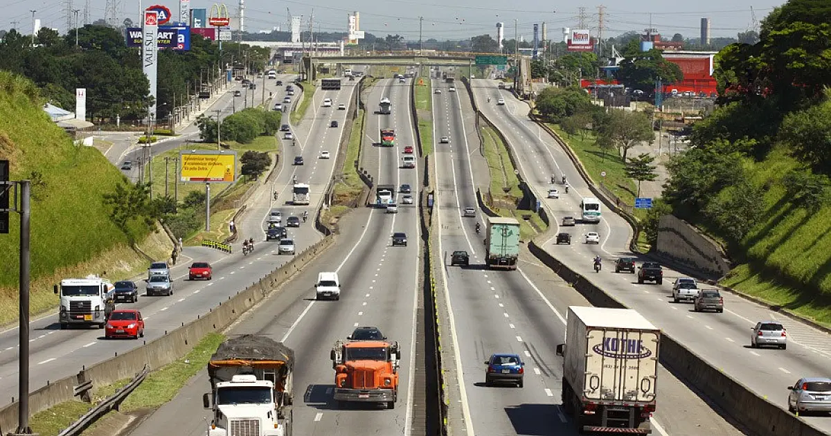 Motoristas têm novo acesso na Dutra a partir desta quinta (6)