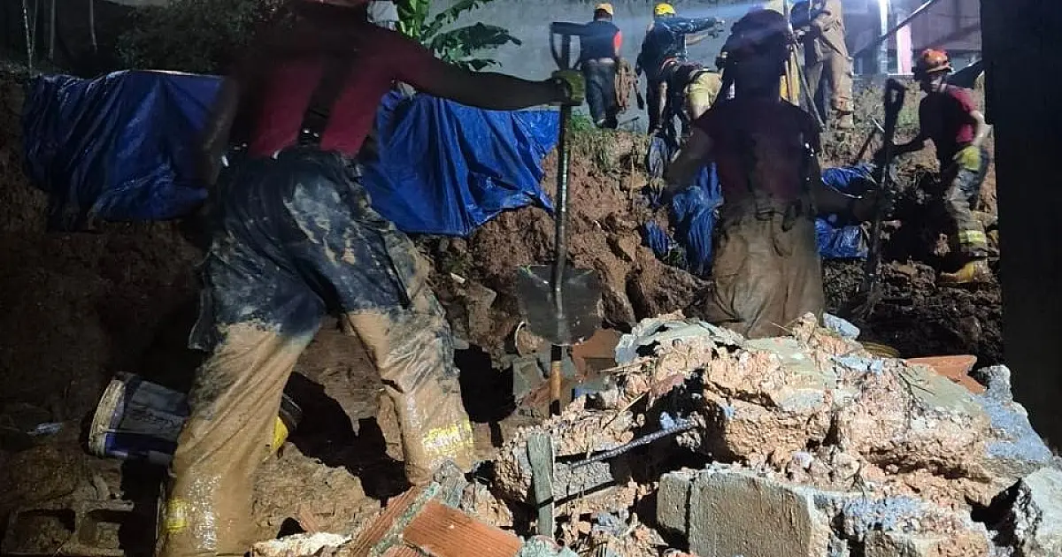 VÍDEO: Litoral Norte enfrenta em 3 horas chuva prevista para quase um mês e registra deslizamento em Ilhabela; Defesa Civil confirma mortes