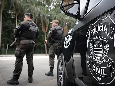 A suspeita era considerada foragida da Justiça Federal.