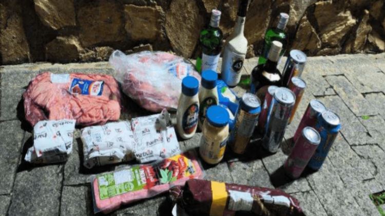 Produtos foram furtados de um supermercado na zona sul de São José. (Divulgação / Polícia Civil)