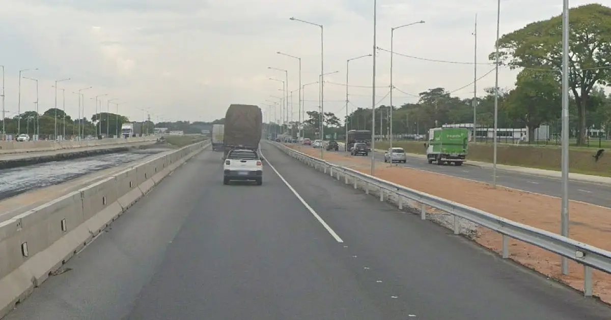 Obras interditam via marginal da Dutra em São José